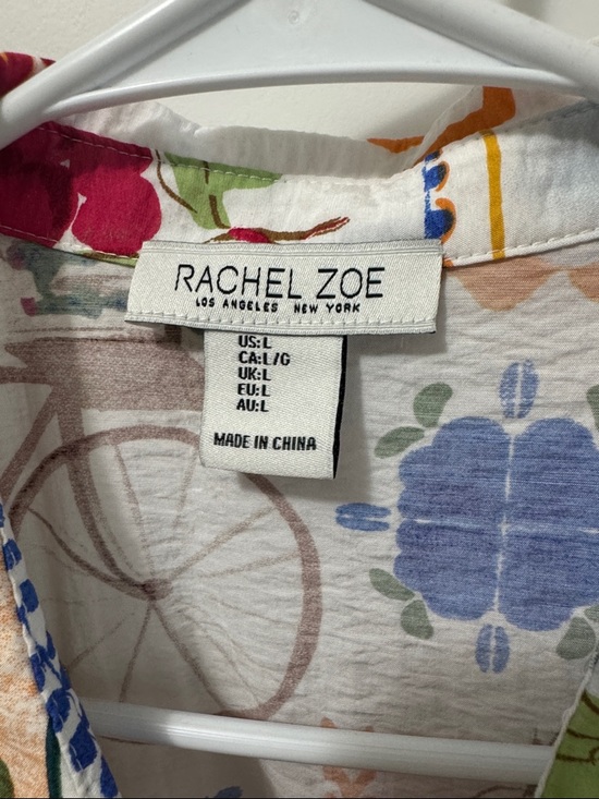 Rachel Zoe White Multicolor Sleeveless Button Front Tie-Hem Tee - Picture 3 of 3